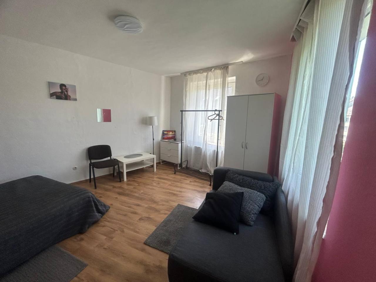 Apartament Hotel Limon エッセン エクステリア 写真